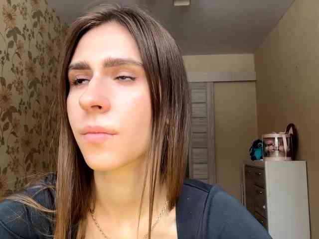 AshantiBadolato webcam