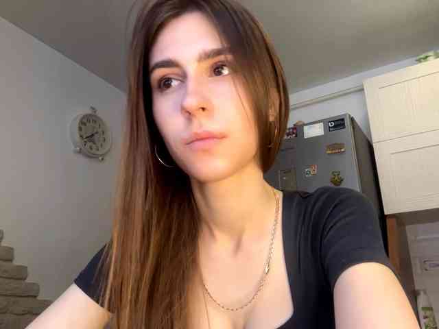 AshantiBadolato webcam