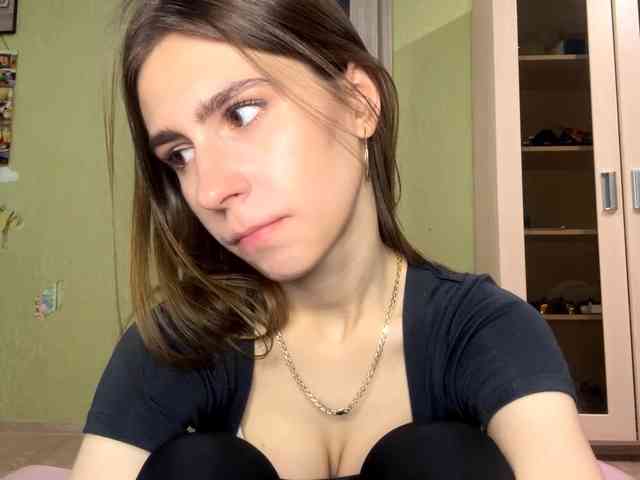 AshantiBadolato webcam