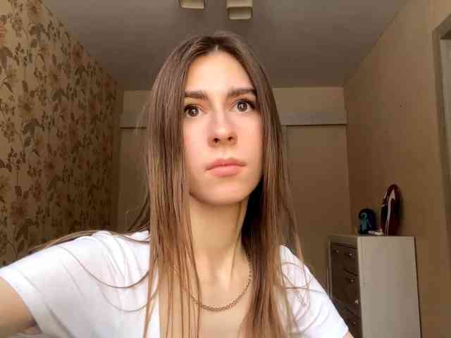 AshantiBadolato webcam