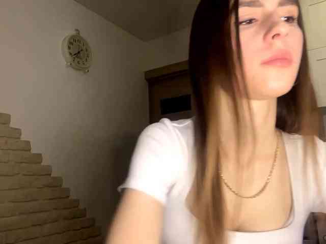 AshantiBadolato webcam