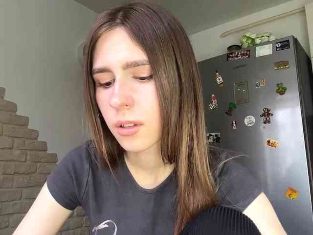 AshantiBadolato webcam