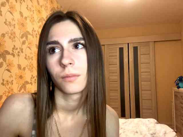 AshantiBadolato webcam