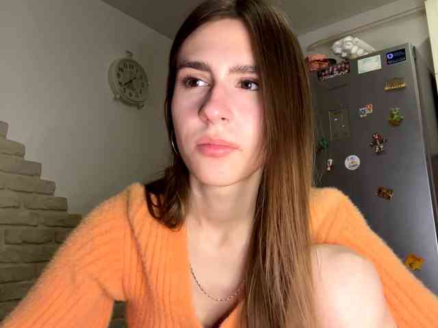 AshantiBadolato webcam