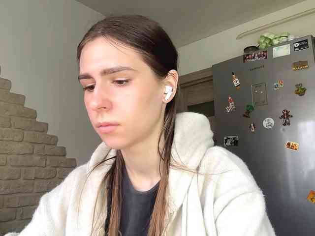 AshantiBadolato webcam