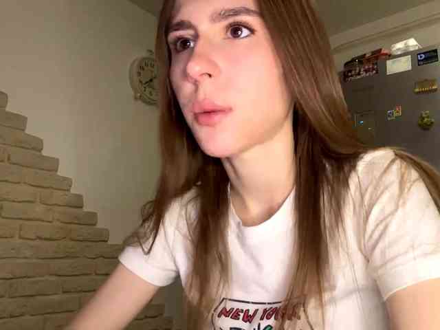 AshantiBadolato webcam