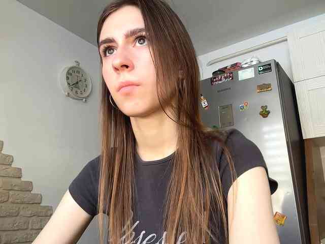 AshantiBadolato webcam