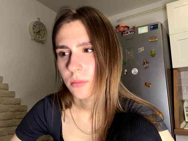 AshantiBadolato webcam