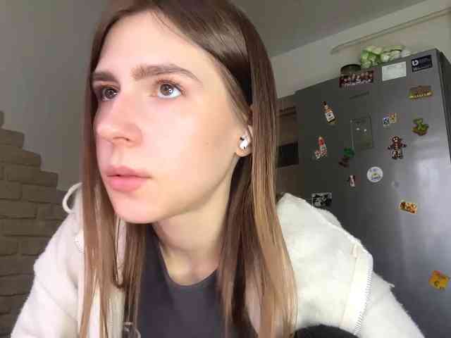 AshantiBadolato webcam