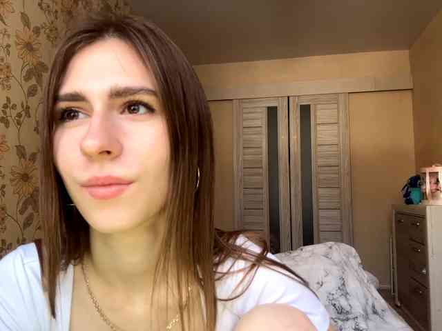 AshantiBadolato webcam