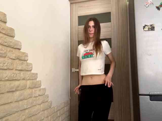 AshantiBadolato webcam