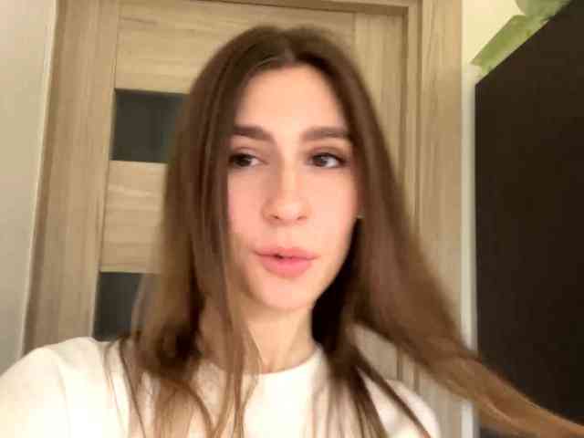 AshantiBadolato webcam