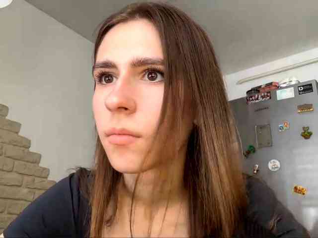 AshantiBadolato webcam