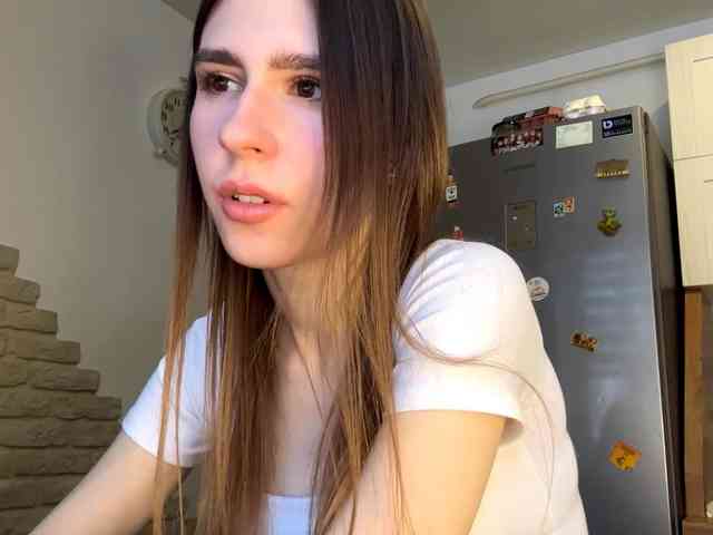 AshantiBadolato webcam