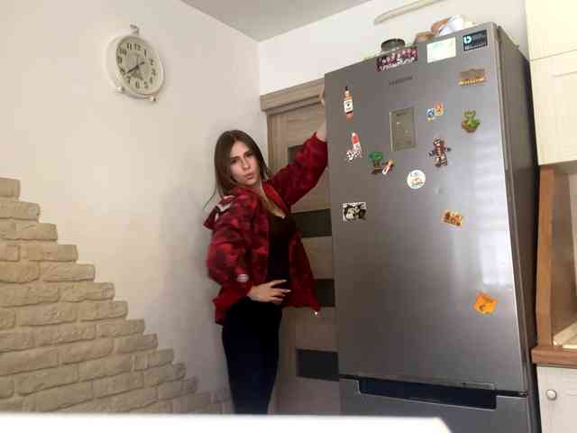 AshantiBadolato webcam