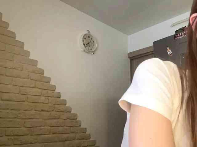 AshantiBadolato webcam