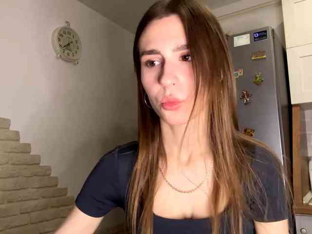 AshantiBadolato webcam