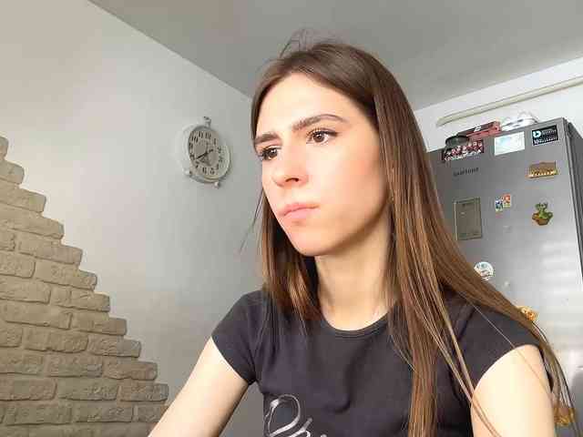 AshantiBadolato webcam