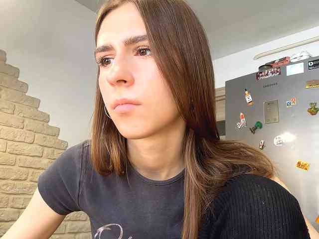 AshantiBadolato webcam