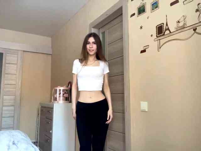 AshantiBadolato webcam