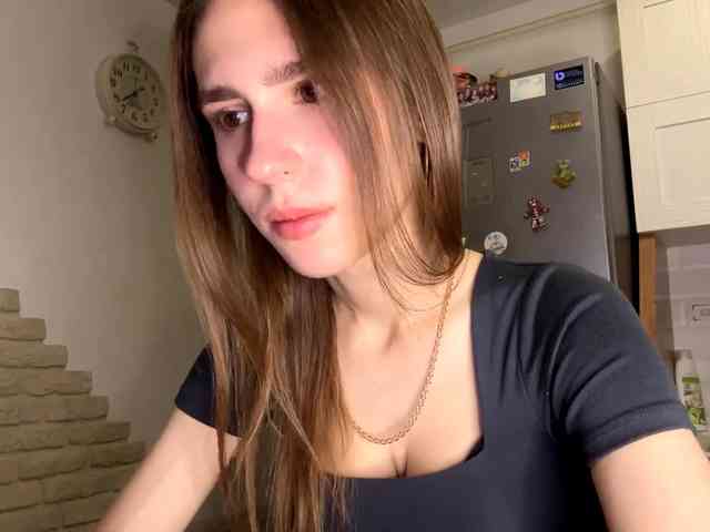 AshantiBadolato webcam