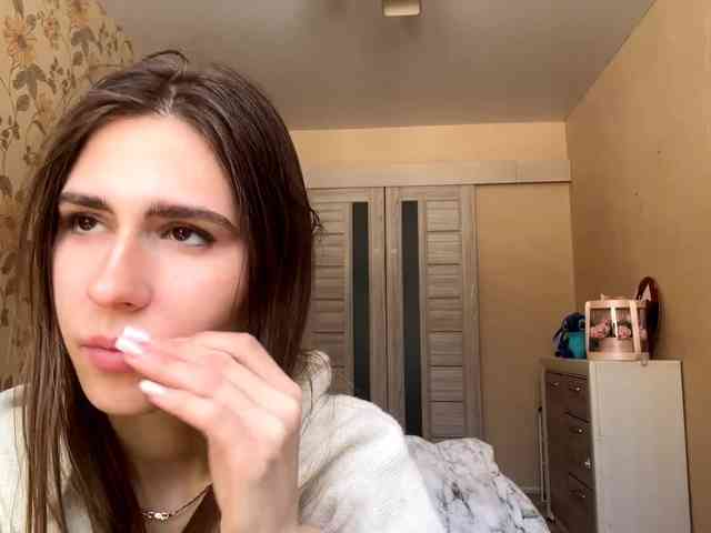 AshantiBadolato webcam