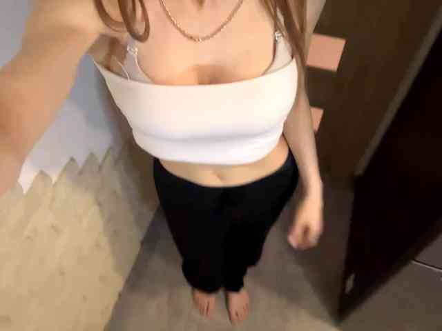 AshantiBadolato webcam