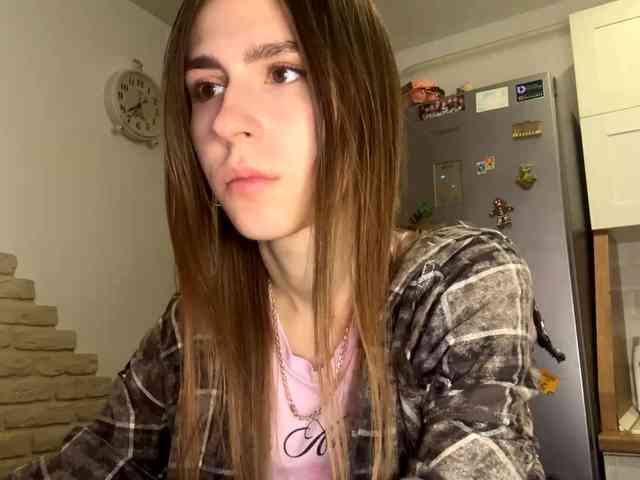 AshantiBadolato webcam