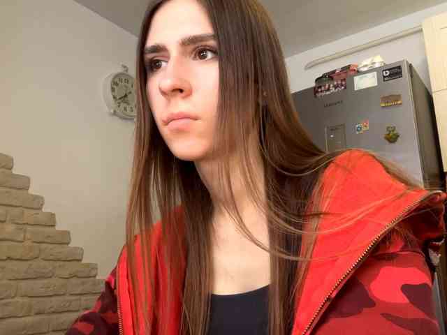 AshantiBadolato webcam