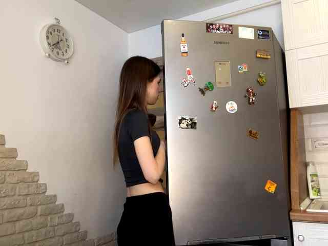 AshantiBadolato webcam