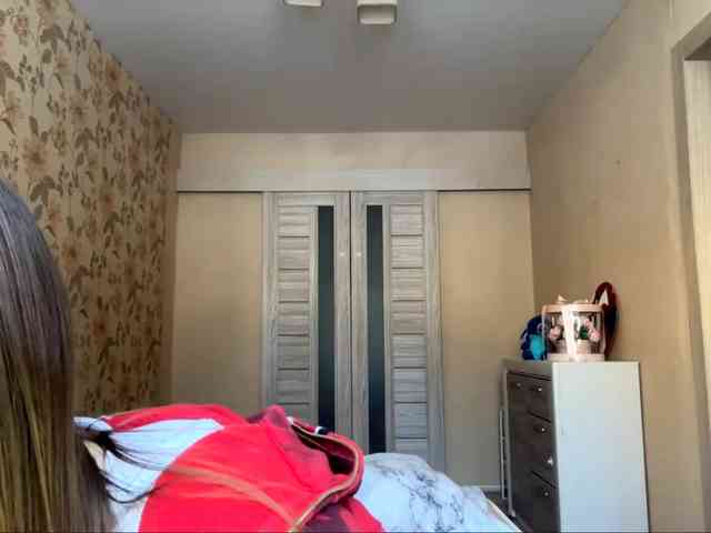 AshantiBadolato webcam