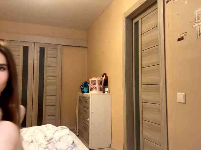 AshantiBadolato webcam