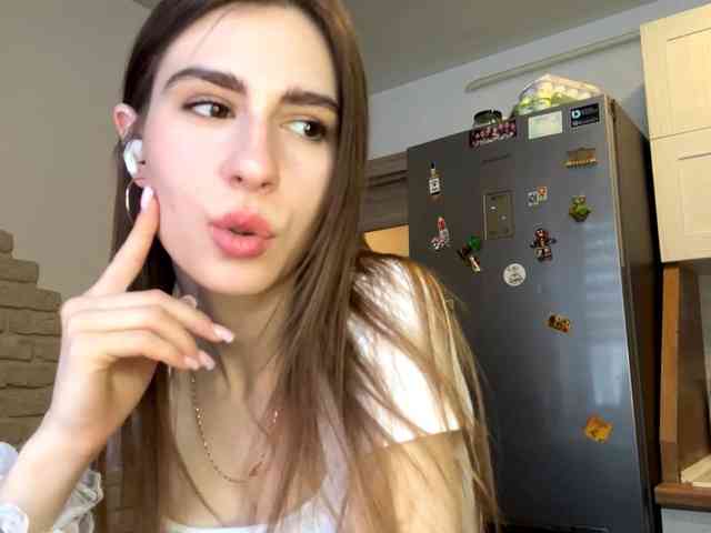 AshantiBadolato webcam