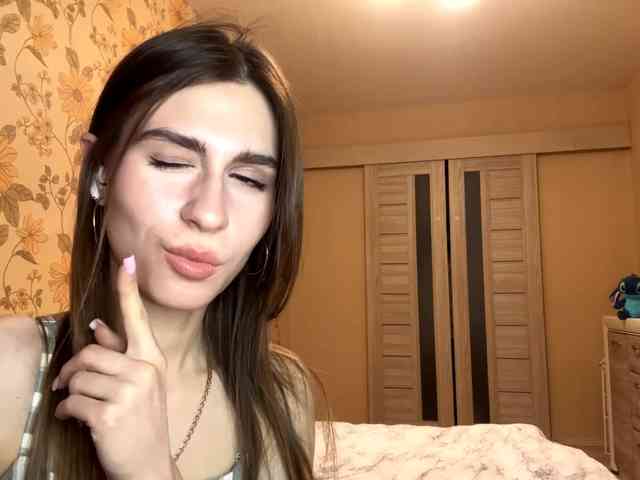 AshantiBadolato webcam