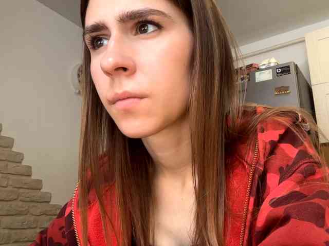 AshantiBadolato webcam