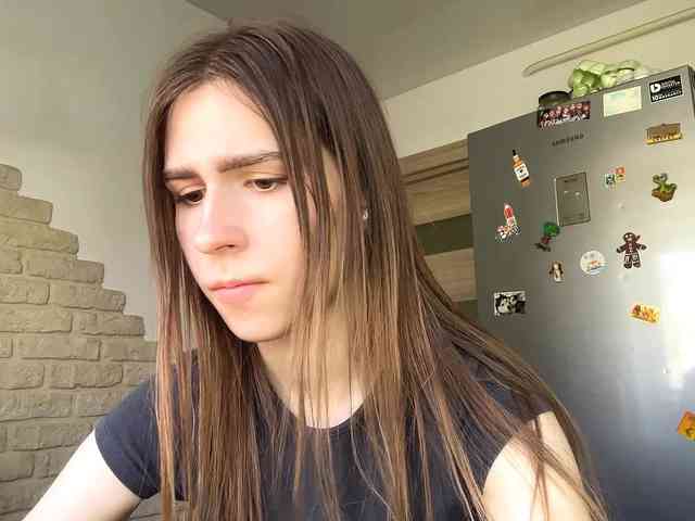 AshantiBadolato webcam