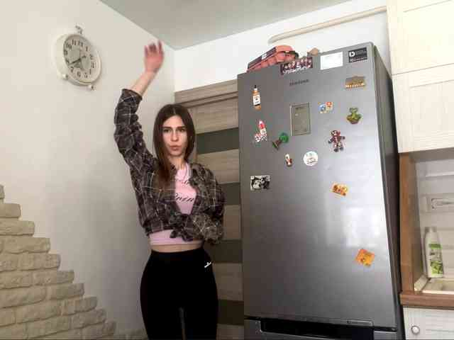 AshantiBadolato webcam