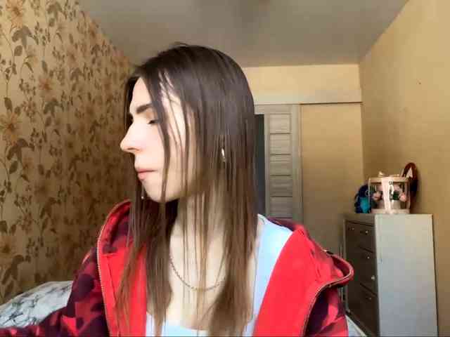 AshantiBadolato webcam