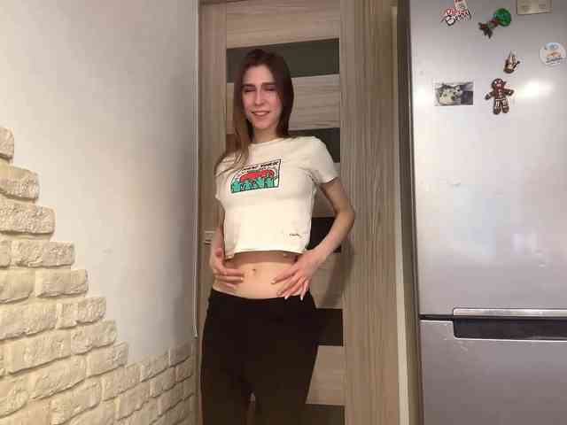 AshantiBadolato webcam