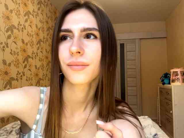 AshantiBadolato webcam