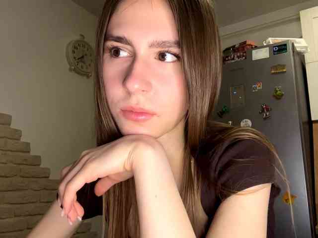 AshantiBadolato webcam