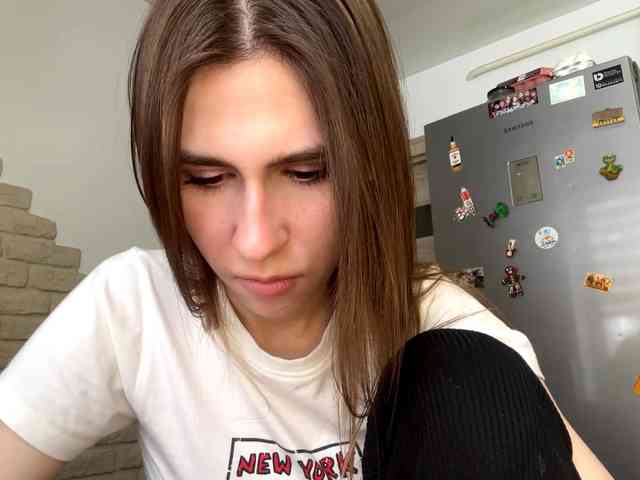 AshantiBadolato webcam