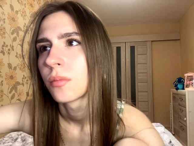 AshantiBadolato webcam