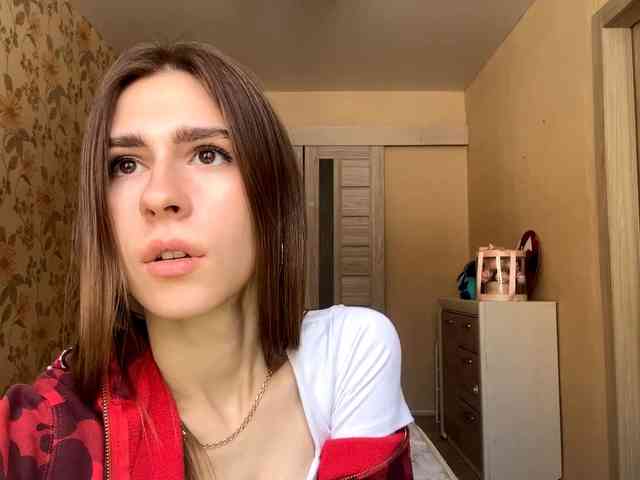 AshantiBadolato webcam