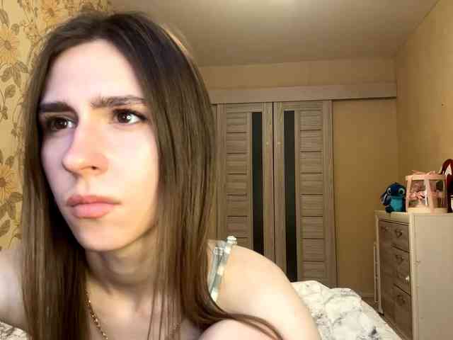 AshantiBadolato webcam