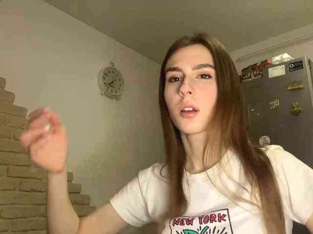 AshantiBadolato webcam