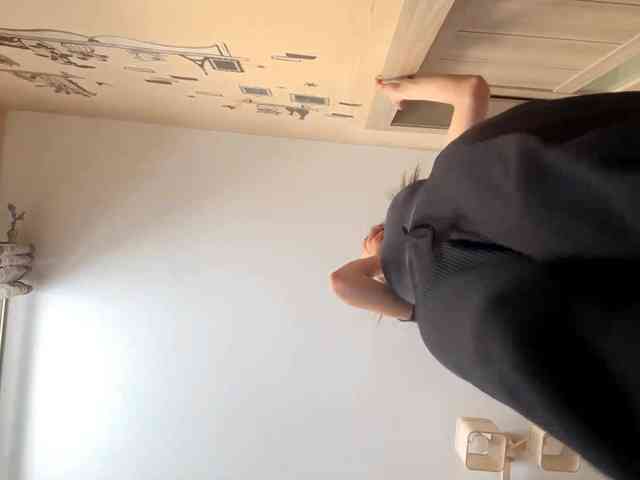 AshantiBadolato webcam