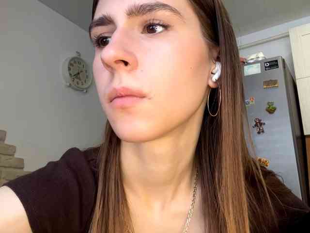 AshantiBadolato webcam