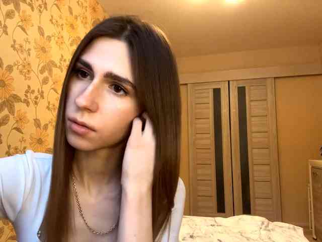 AshantiBadolato webcam