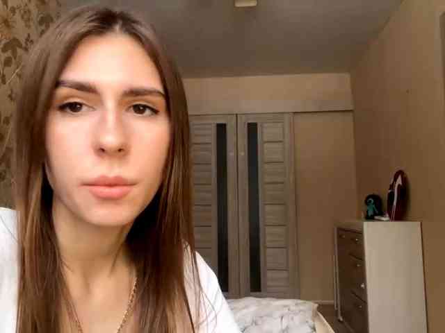 AshantiBadolato webcam